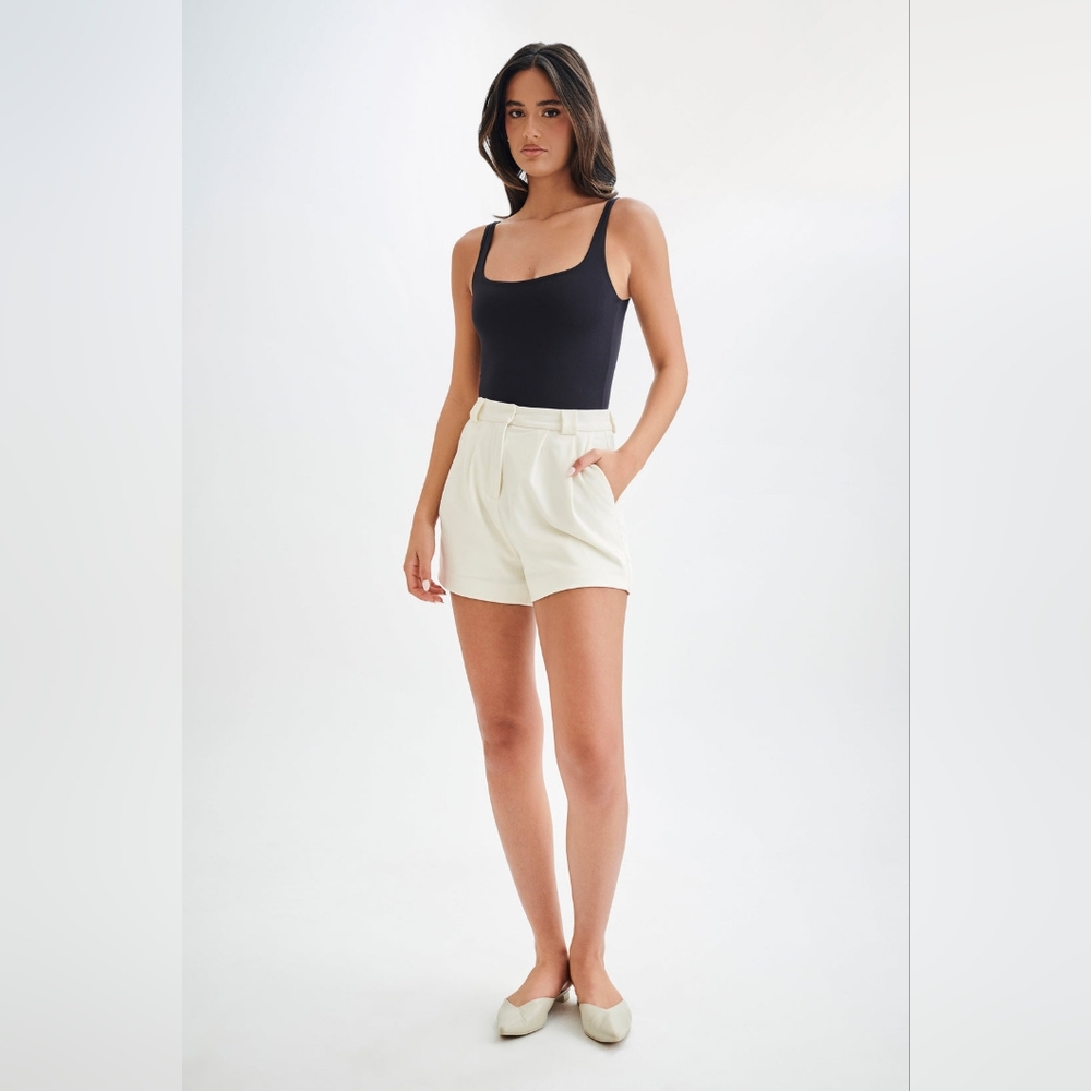 SigourneySuiting Shorts - Ivory - Picture 11 of 16